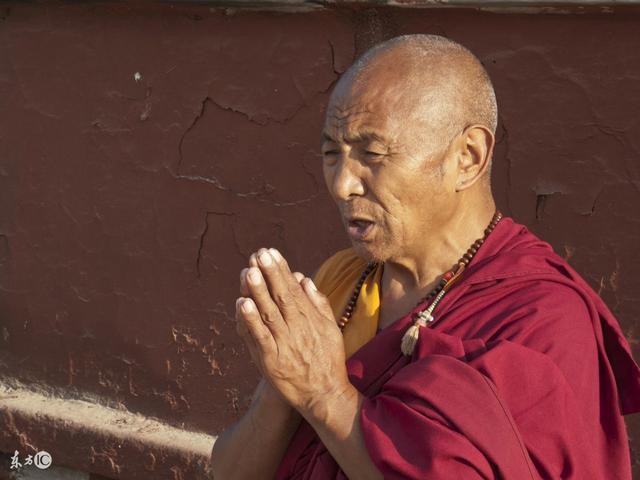 没有医疗保险的老人怎么看病,没有医疗保险老人怎么办