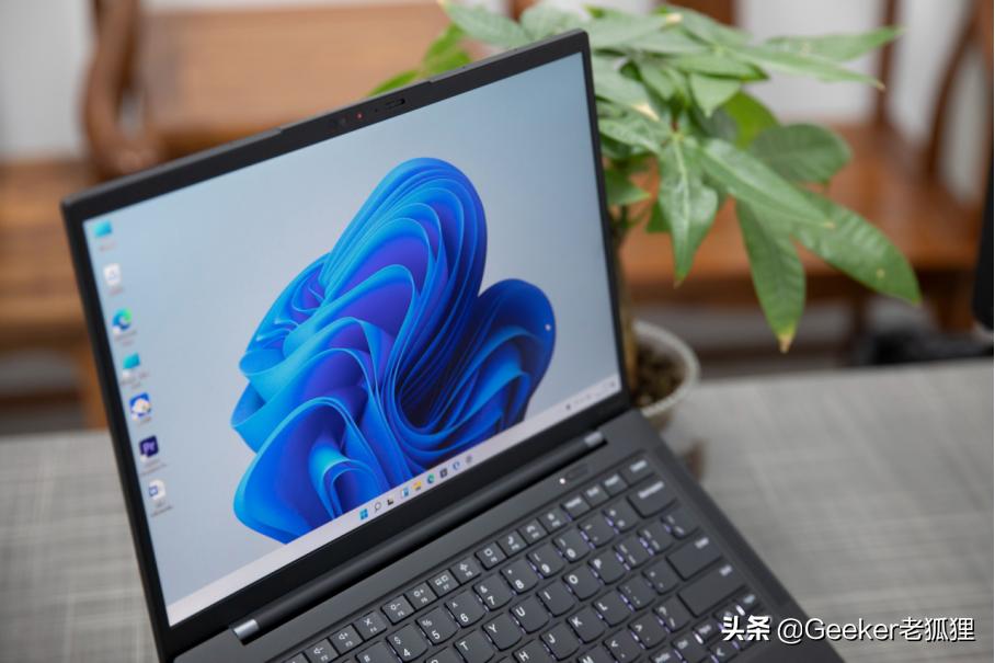 thinkpadx1carbon2022款参数,不知不觉已经十年的说说