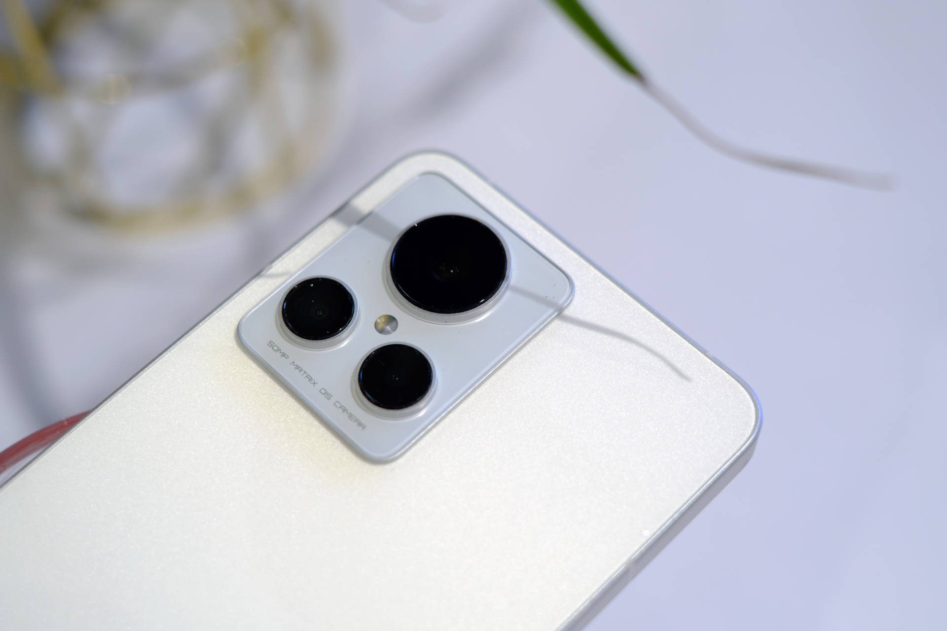 真我gt2大师探索版和上代对比,真我gt2大师探索版评测