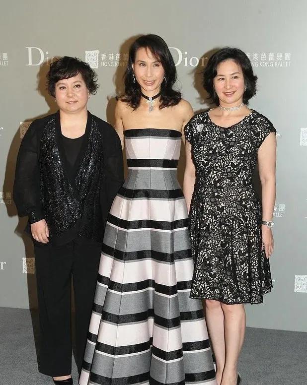 何鸿燊大房有几个孩子,何鸿燊第十八个孩子