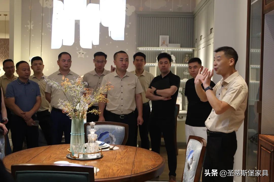 圣蒂斯堡全案整装馆,圣蒂斯堡轻奢系列