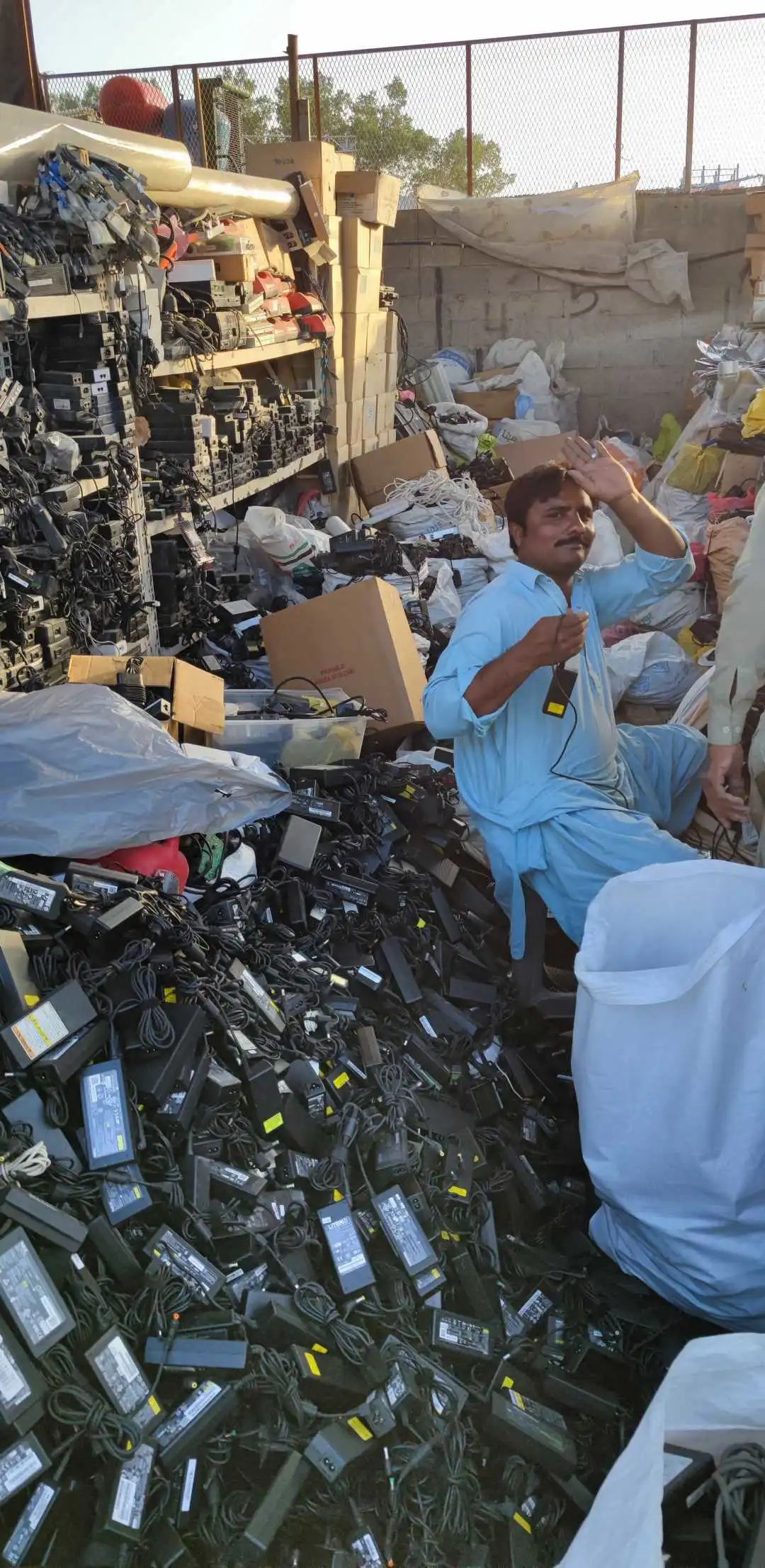 迪拜的富人区捡垃圾,迪拜可以捡垃圾吗