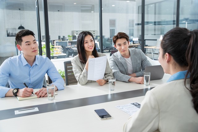 在深圳做外贸1万7的收入,深圳做外贸老板一年可以赚千万吗