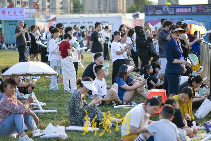 彩虹湖草地音乐节直播,彩虹湖草地音乐节乐队