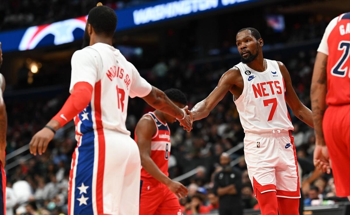 杜兰特制胜三分拿下天王山之战,杜兰特49分天王山之战精彩集锦