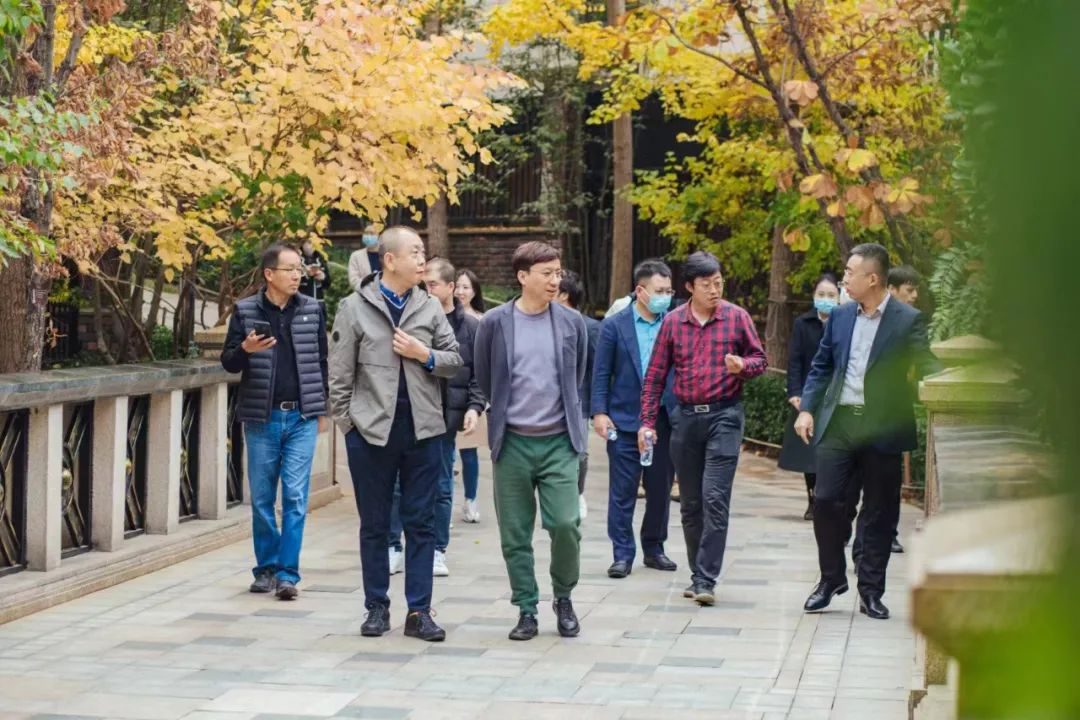 行业界的大佬交流会,业界精英莅临公司参观