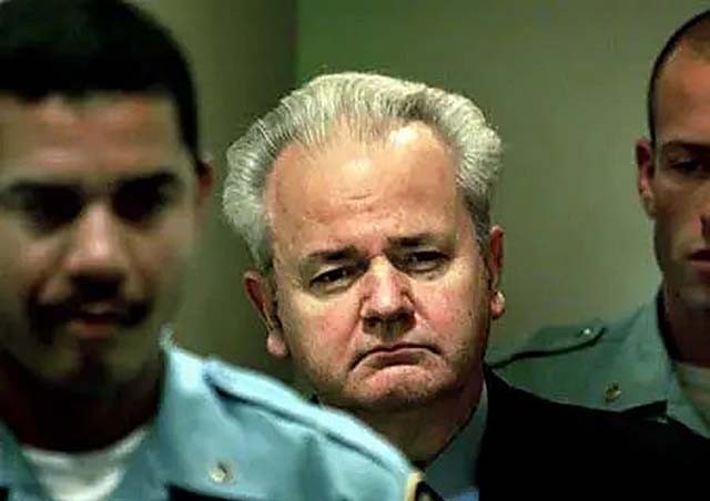 米洛舍维奇为什么下台,米洛舍维奇死因真相