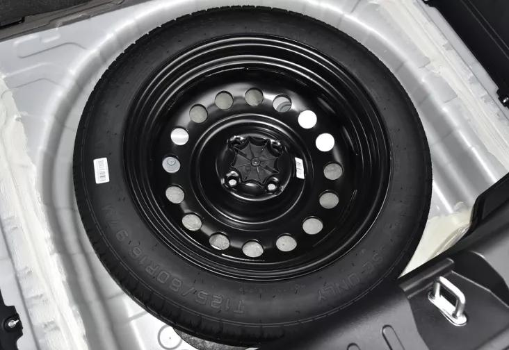 为啥备胎不是全尺寸,为啥备胎不是全尺寸的