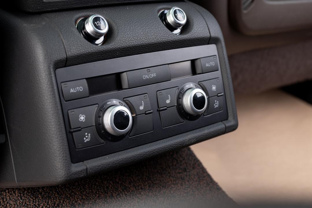 2011年奥迪q7二手值得购买么,二手的奥迪q7和宝马x5哪个好