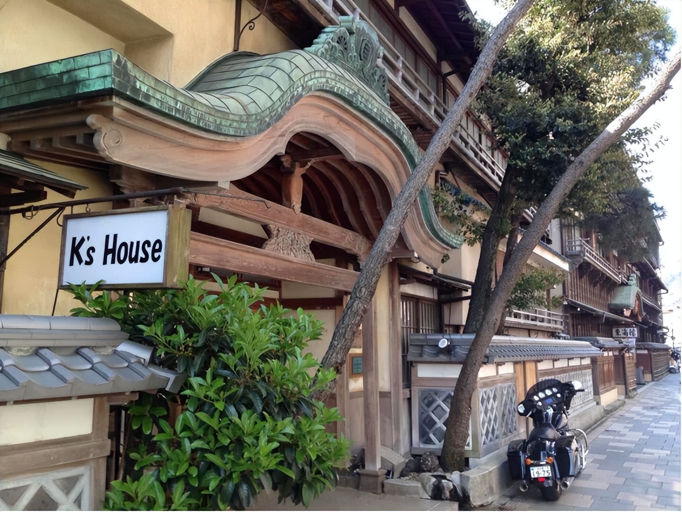 涓浗鐧惧瑙傜偣,鐧惧瑙傜偣