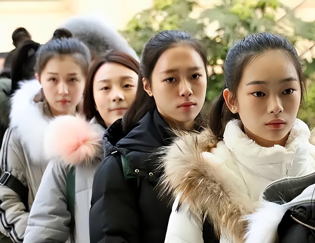 江浙沪底层打工人的真实生活,上海打工人的真实收入