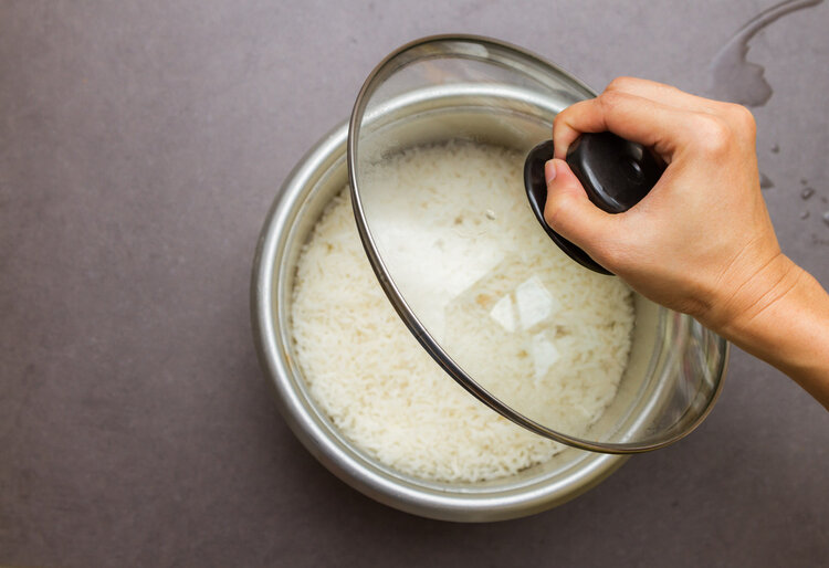 生水煮饭也无需过于担心致癌,用生水煮饭自来水长期用致癌吗