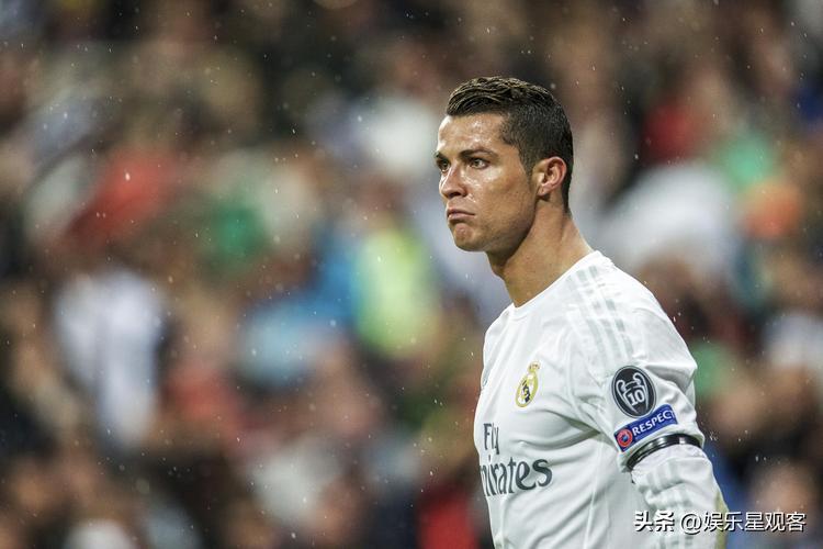 世界足坛十大杰出球星,足坛历史最顶级的五名球员