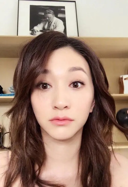 徐佳宁与李小冉现在婚姻状况如何,李小冉徐佳宁相差多大