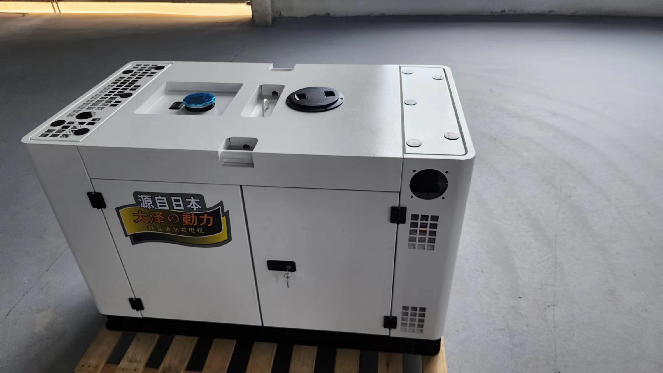 10000瓦柴油发电机组,12000瓦电