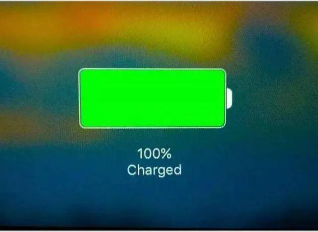 手机电池电量用尽充电的正确方法,手机电池快速充电对电池有影响吗