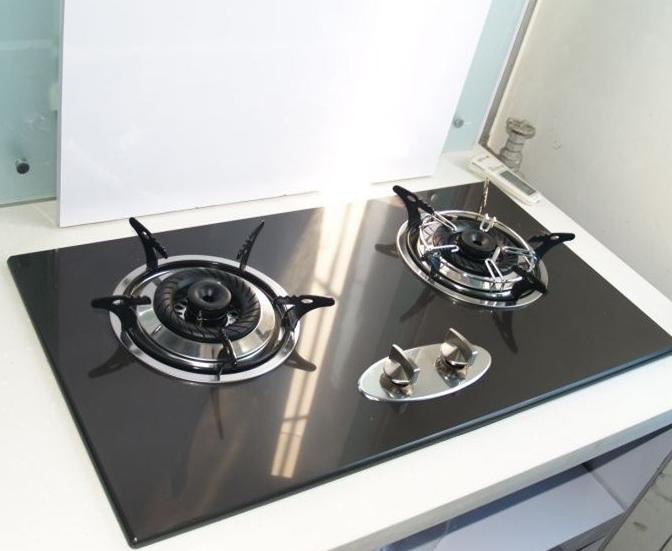 燃气灶300和3千的有什么区别,燃气灶6510与6812区别