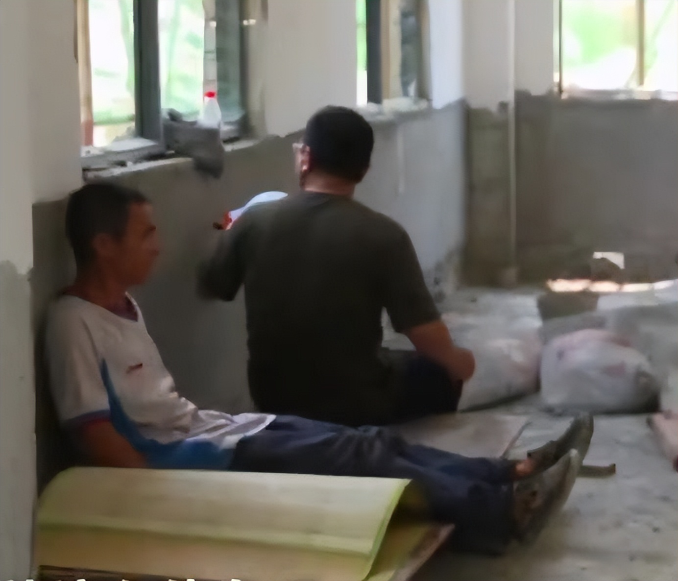 均瑶集团王均金体验民工生活后续,王均金到贵州体验民工生活