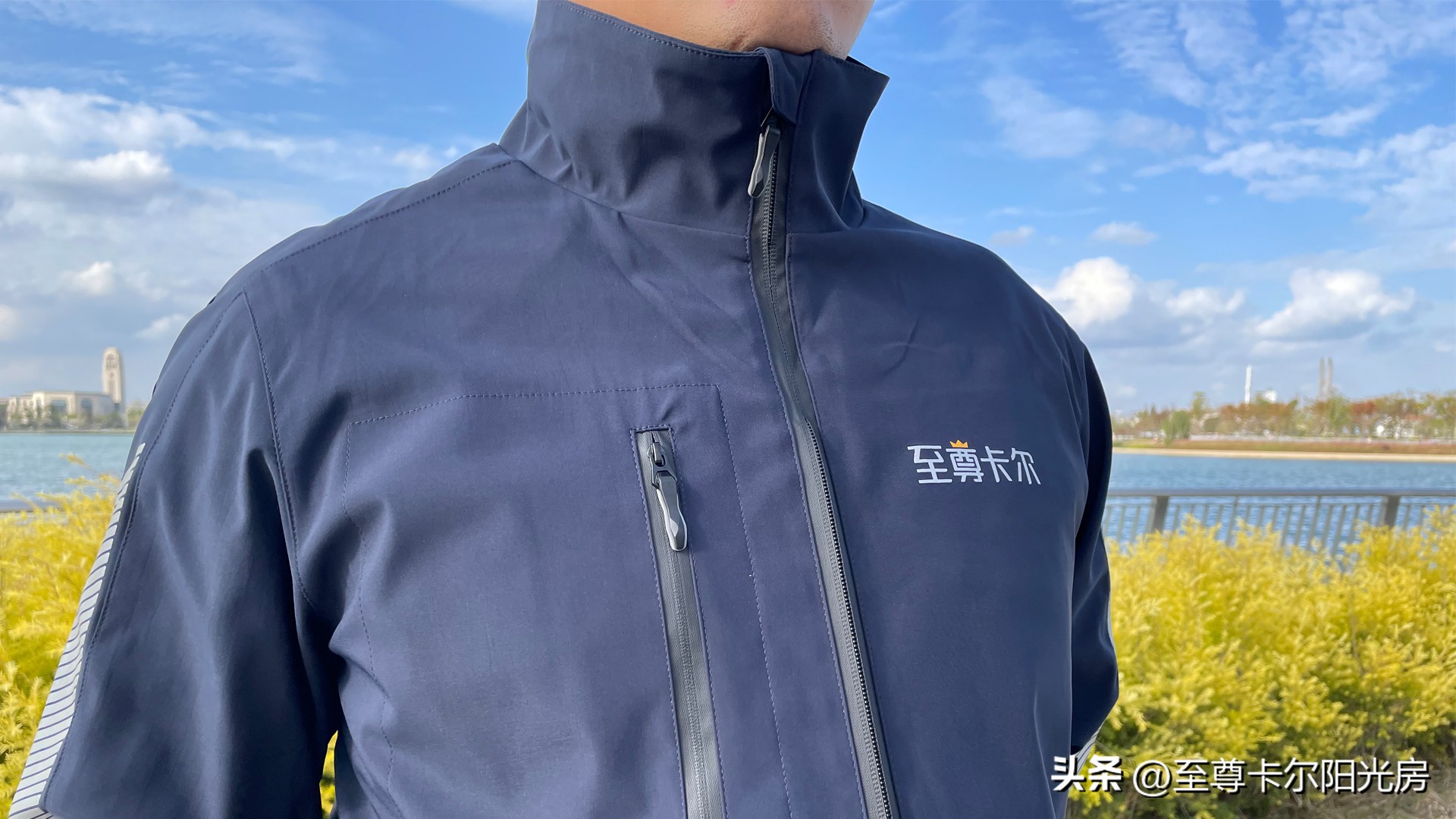 第一次穿上工作服真正意义,一件工作服带来的温暖