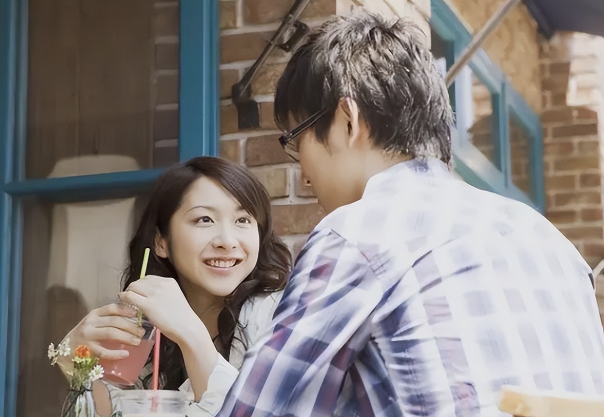 明明生活很幸福却很难过,明明生活幸福却还是得了抑郁症