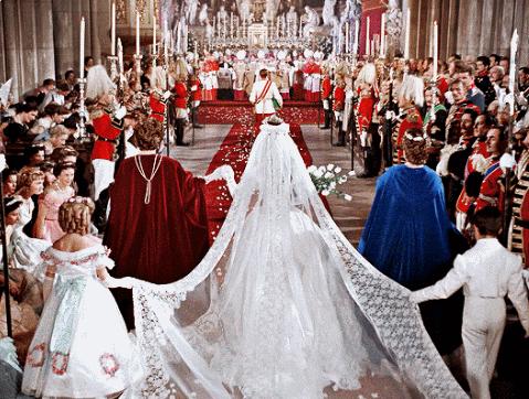 抱歉，该上热搜的是她，不是男足