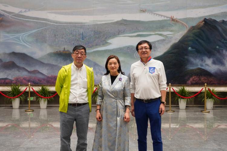 宁彩飞扬——谭晓明谈南京扬子江国际会议中心及酒店艺术品