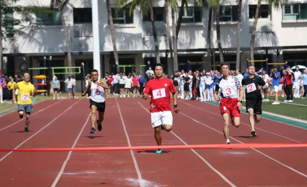 五冠六亚八季军！一起来看看华发教育健儿的风采