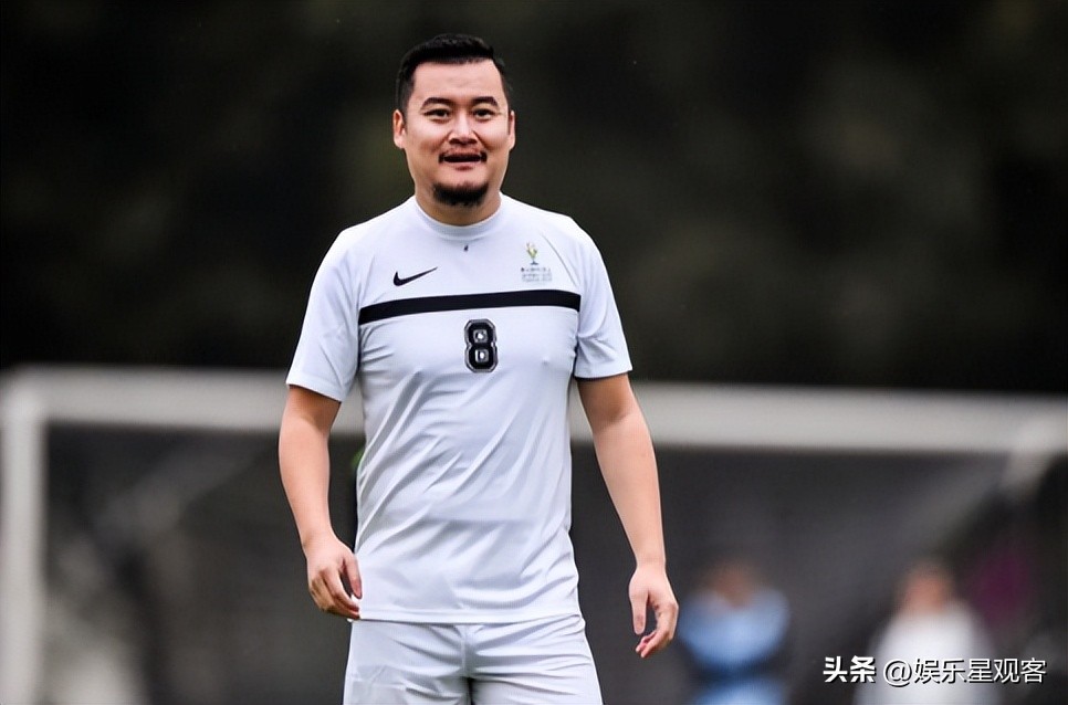 足球回忆录贺炜,足球诗人贺炜励志视频