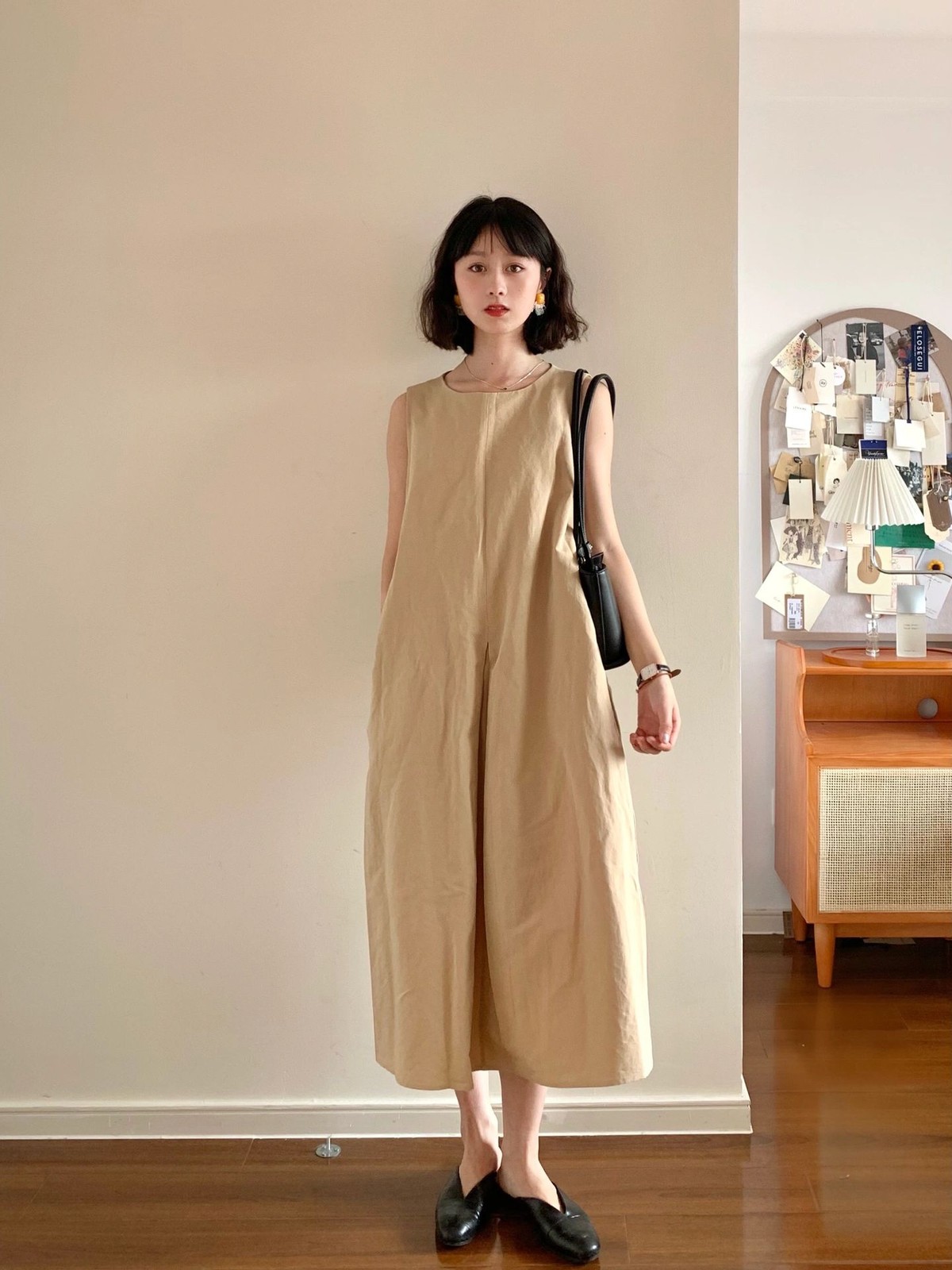 夏天穿什么颜色的t恤显瘦显白,男生夏天染什么颜色显白