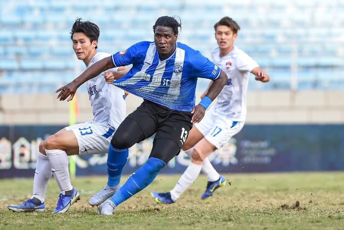 2-1到1-0！连夺2冠！“足球城”不再低调，冲超大热或被“做掉”