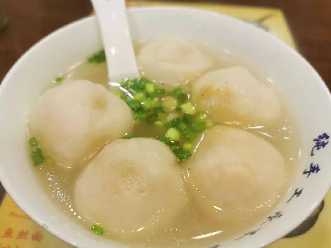 舌尖上的中国菜——浅论全国各地的特色美食