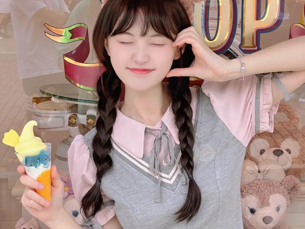 小景，我们结婚吧。许明耐，雨不大，但正好淹了你的脑子？