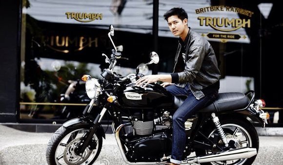 泰国一哥为婚礼一掷千金，与妻子闪婚被疑恨娶？还要拉踩前任？