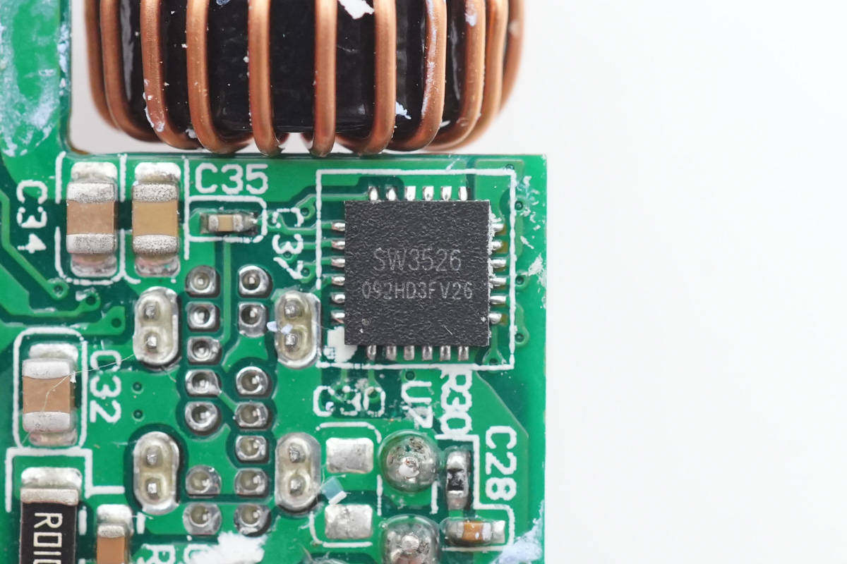 aohi奥海30w氮化镓充电器拆解,倍思氮化镓三代65w充电器拆解视频