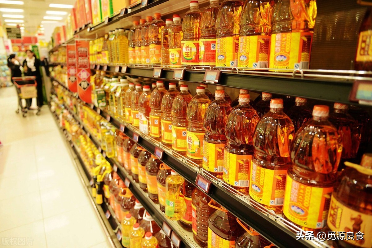 劣质花生油含有致癌毒素,劣质花生油如何鉴别