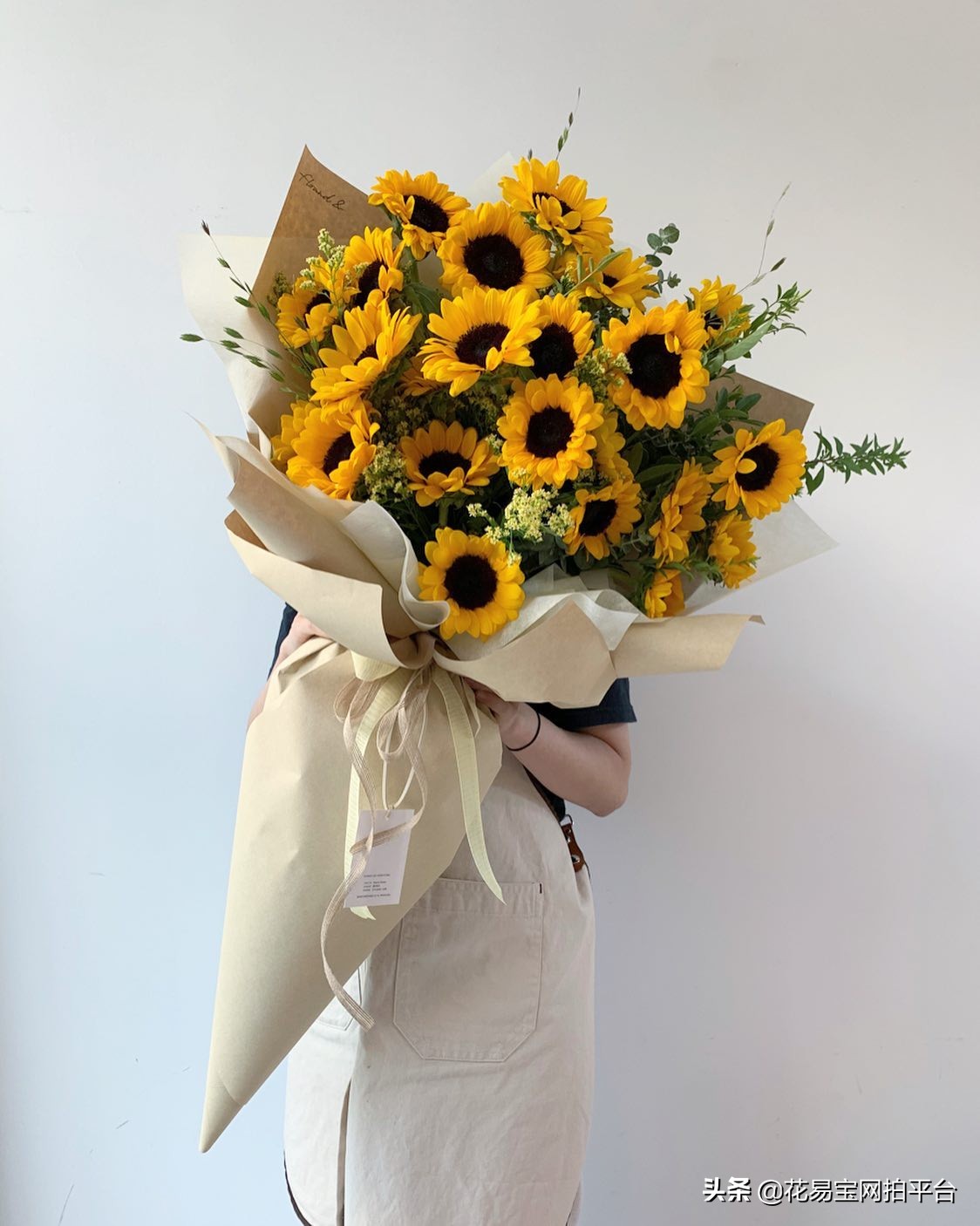 情人节送花送什么最好,情人节送花什么花可以放的时间长