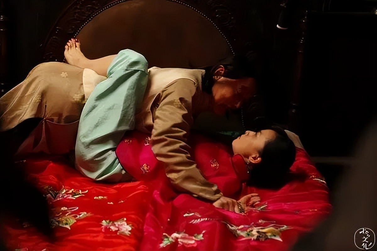 睡大嫂的人都死了