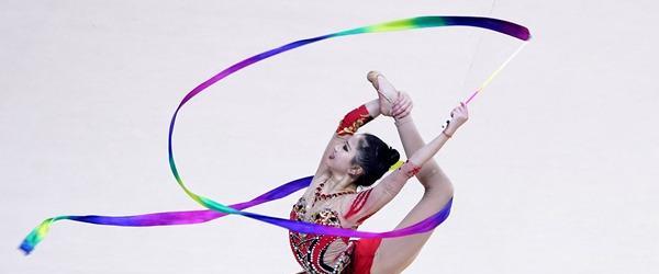 空姐出轨视频曝光！骗财，和别的男人过夜！