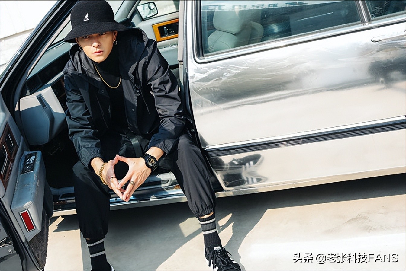 卡西欧黑金ga-110-1a有几个版本,卡西欧黑金ga110怎么不响