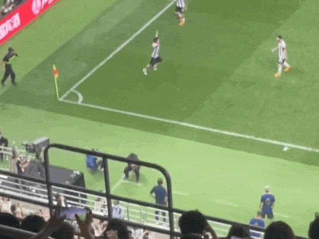 梅西的私人飞机都带谁去卡塔尔,梅西私人飞机最新消息