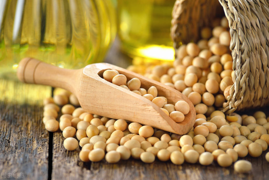 孕妇吃什么对胎儿好补气养血,孕妇吃什么对胎儿好眼睛大皮肤白