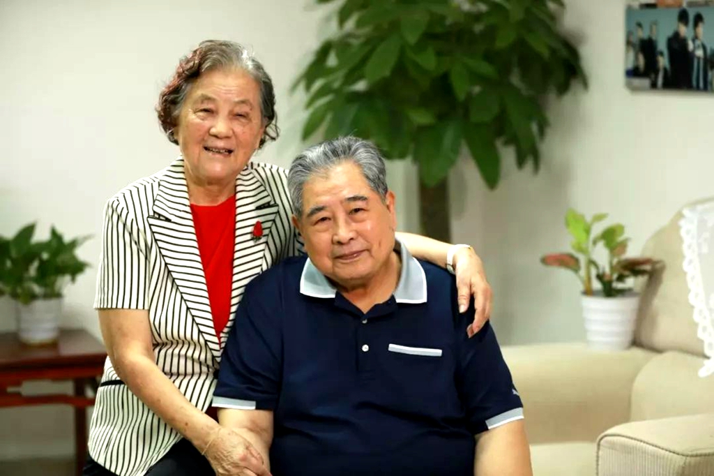 王静珠写给张良的信,老演员张良的妻子王静珠的简历