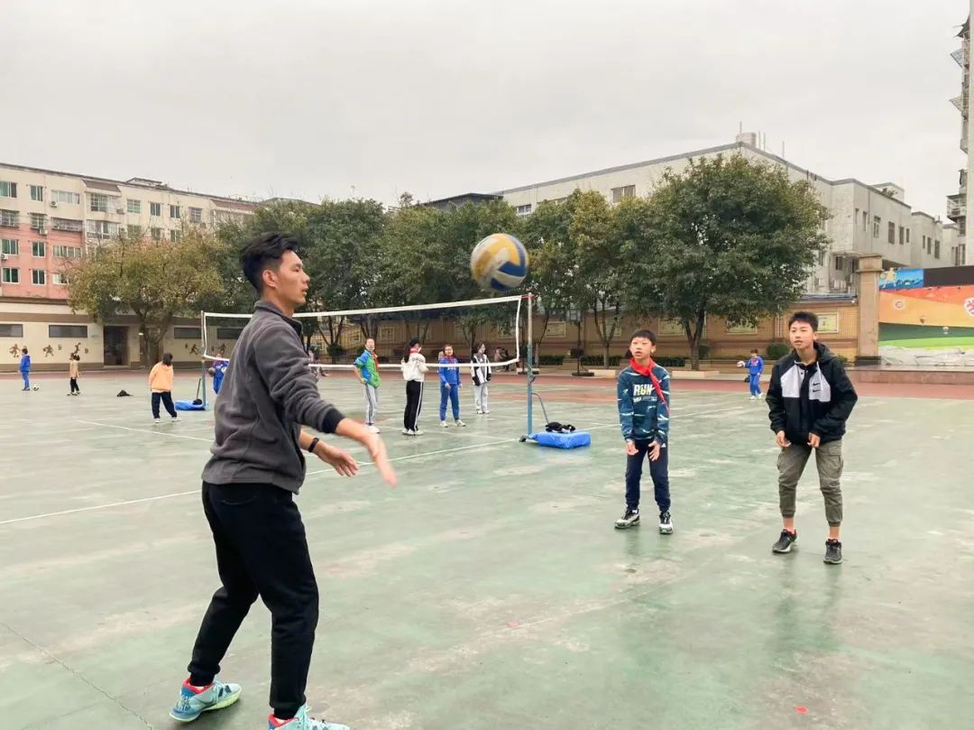 成都市双流区永安小学排球,九江市小学暑期托管