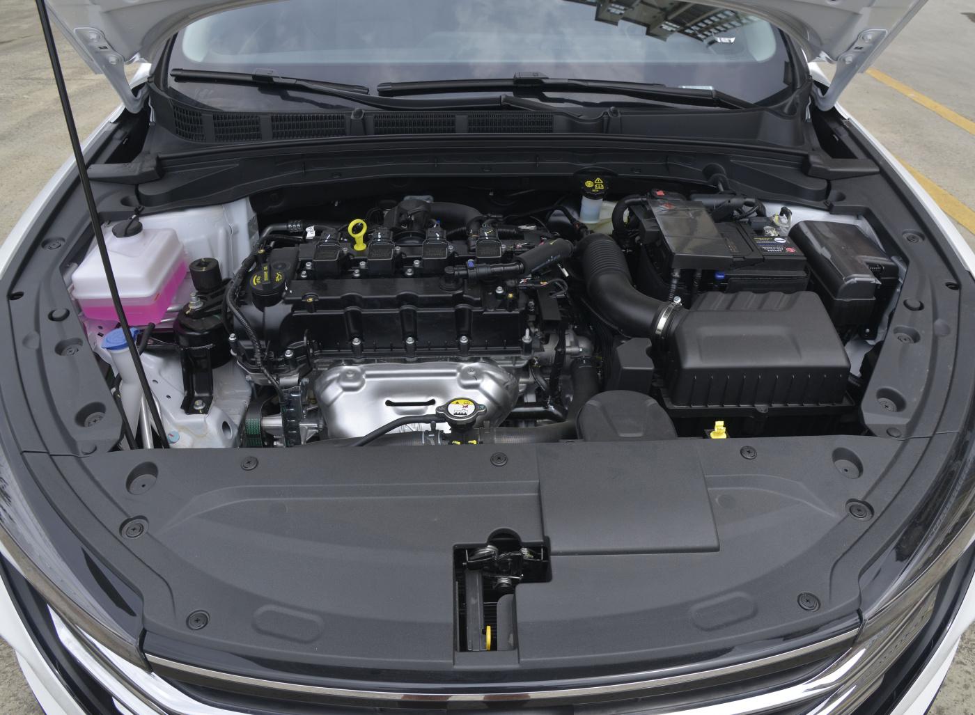 预算8万落地逸动,花7万买电车值得吗