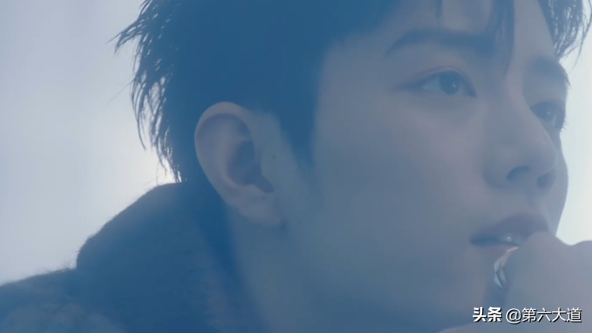 肖战杂志最高销售纪录,肖战一亿销量是怎么回事