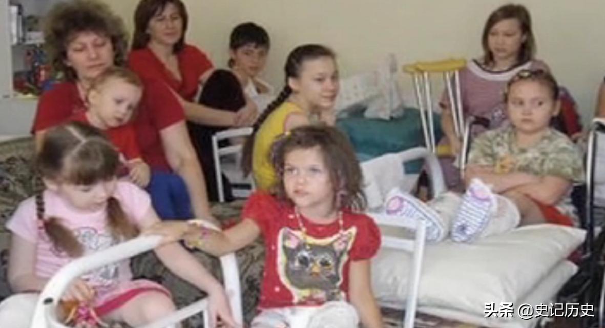 俄罗斯女孩中医治腿,俄罗斯女孩不会走路被中医治好