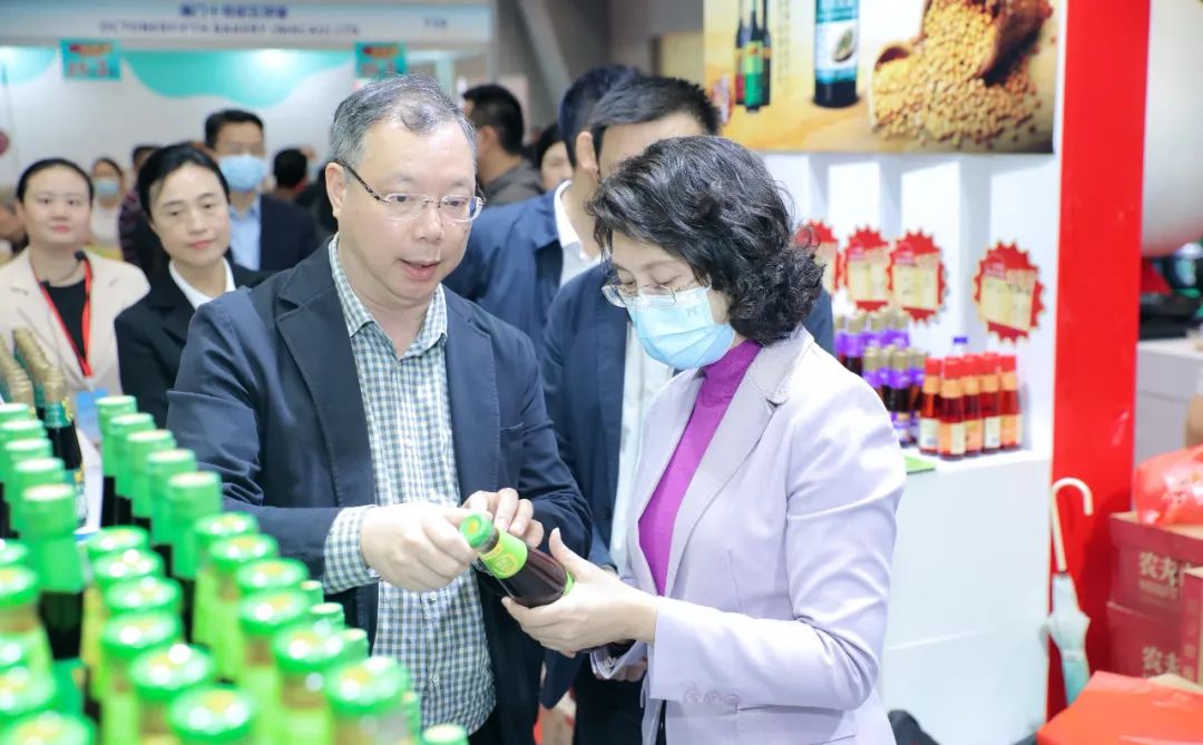 吴晓晖调研首届RCEP（中国·江门）国际商品博览会暨第十二届珠中江进出口商品展销会