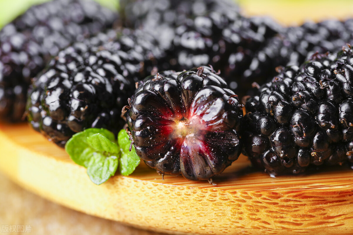 现在4月吃什么水果最好,3月到4月吃什么应季水果