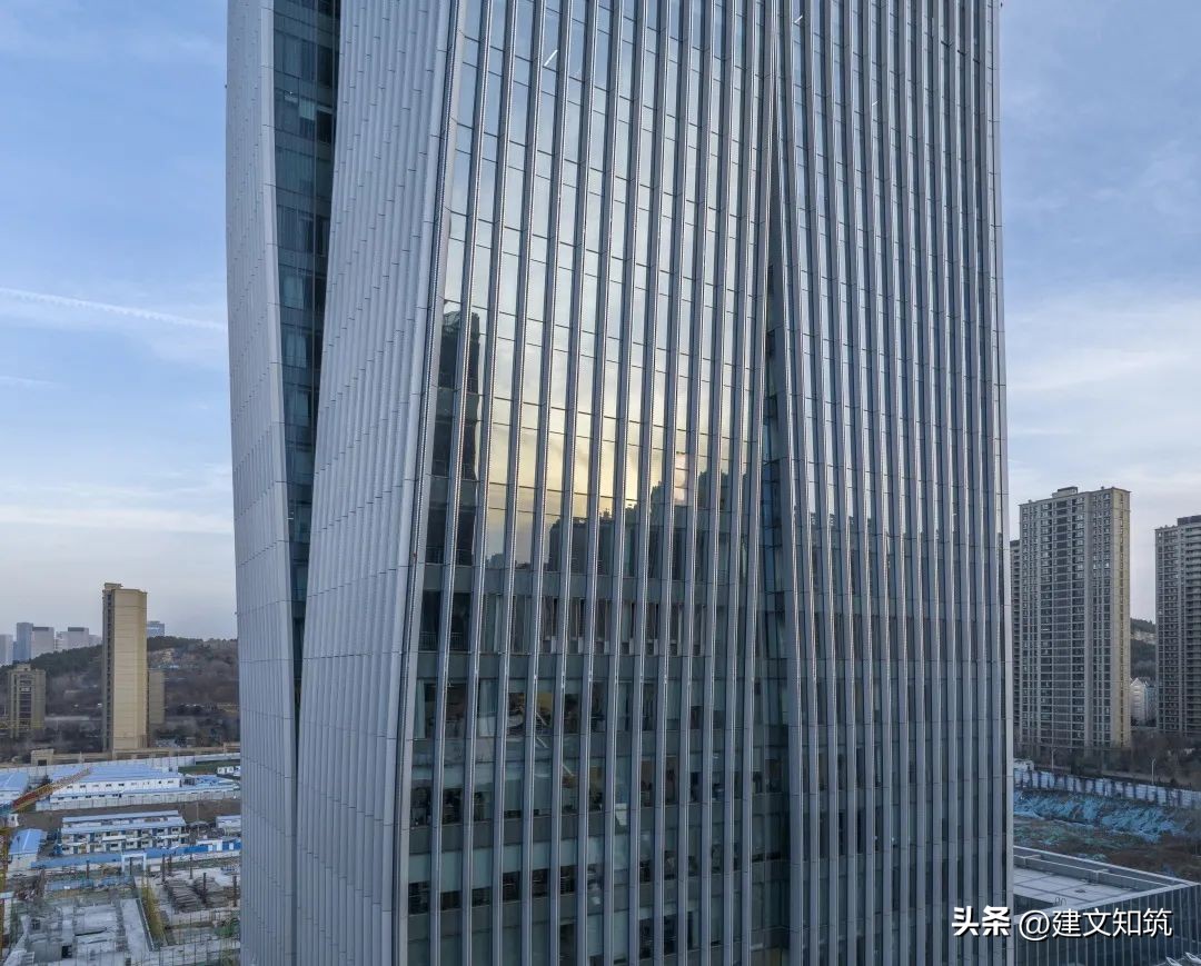 【荐筑】微变的平衡，山东黄金国际广场丨CCDI悉地国际