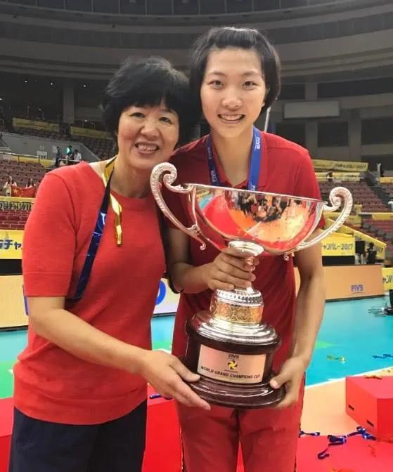 女排姑娘袁心玥身高多少米,女排队员袁心玥的简介